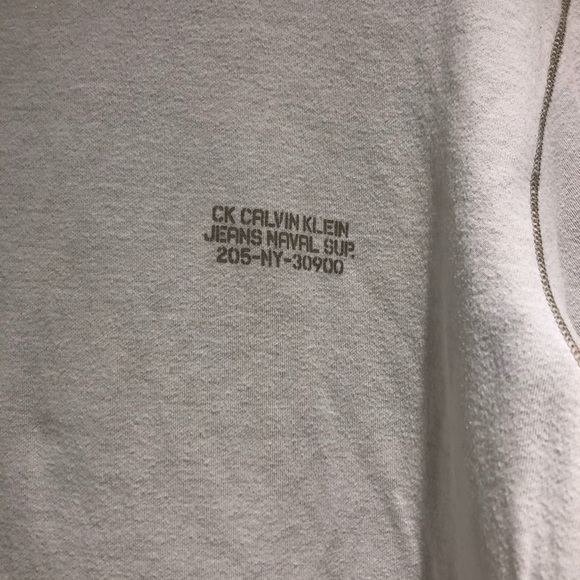 90s Calvin Klein T-Shirt - Picture 2 of 4